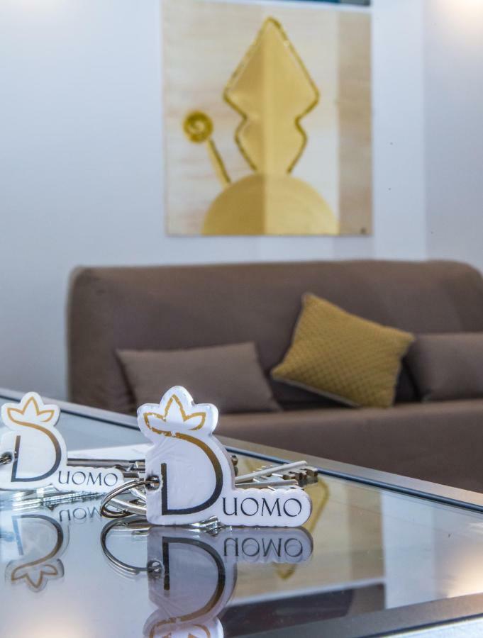 Domus Donnaregina Apartments เนเปิลส์ ภายนอก รูปภาพ